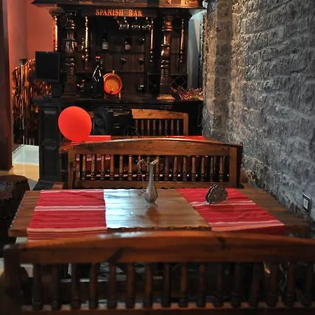 Carmen Hotel