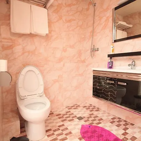 Carmen Hotel 3*